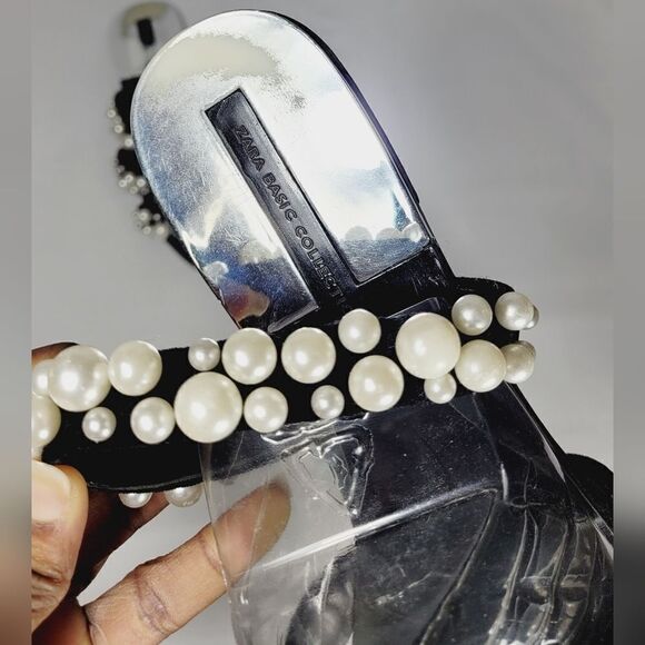 Zara   - Picture 4 of 5